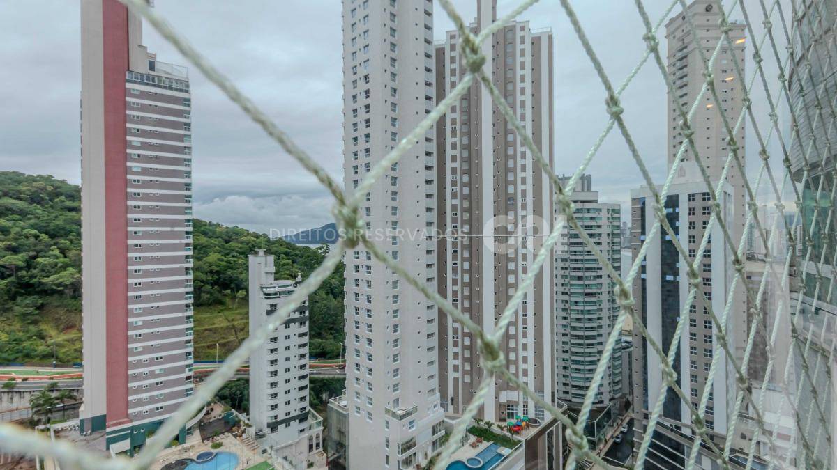Apartamento a venda mobiliado com 3 suítes no Bellas Artes no Pioneiros em Balneário Camboriú