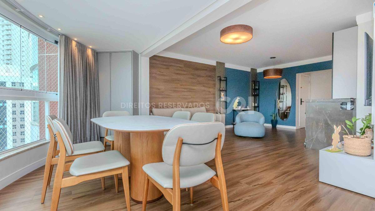 Apartamento a venda mobiliado com 3 suítes no Bellas Artes no Pioneiros em Balneário Camboriú