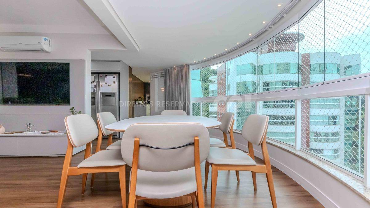 Apartamento a venda mobiliado com 3 suítes no Bellas Artes no Pioneiros em Balneário Camboriú