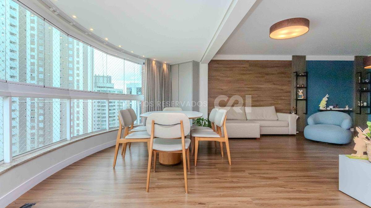 Apartamento a venda mobiliado com 3 suítes no Bellas Artes no Pioneiros em Balneário Camboriú