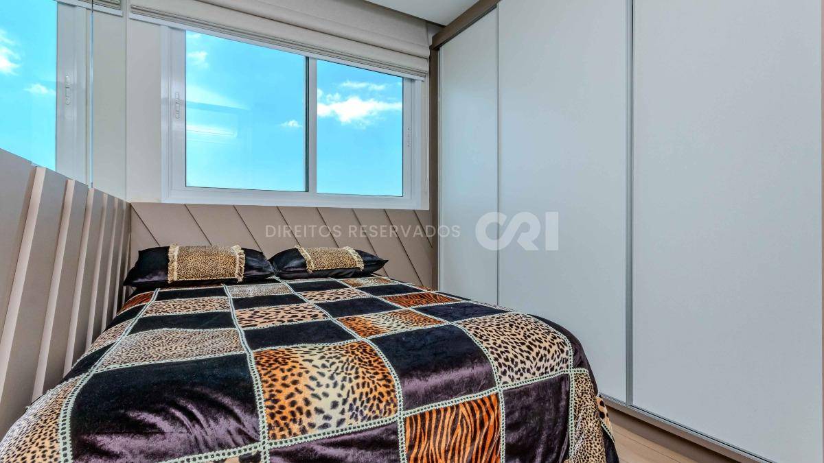 Cobertura com 3 suítes no edifício Olympo Tower no Centro de Balneário Camboriú