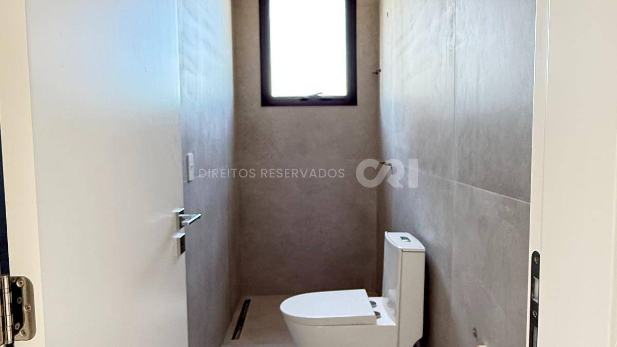 Apartamento no Edifício 143 Mayfair com 4 suítes e vista mar no Centro em Itapema