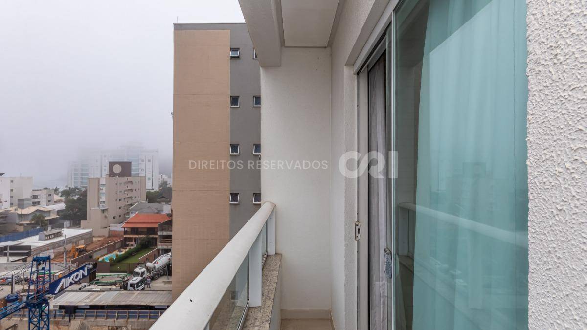 Apartamento com 3 suítes no Edifício Brava Premium na Praia Brava de Itajaí