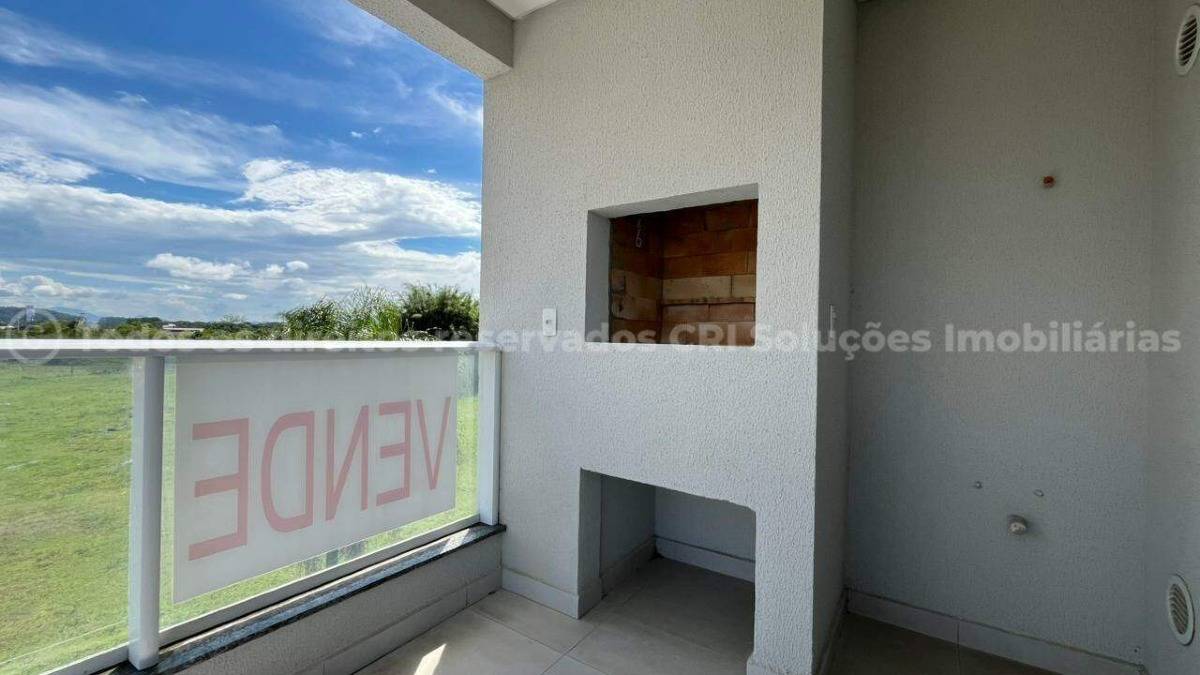Apartamento com 2 dormitórios no Residencial Florença em Balneário Perequê, Porto Belo