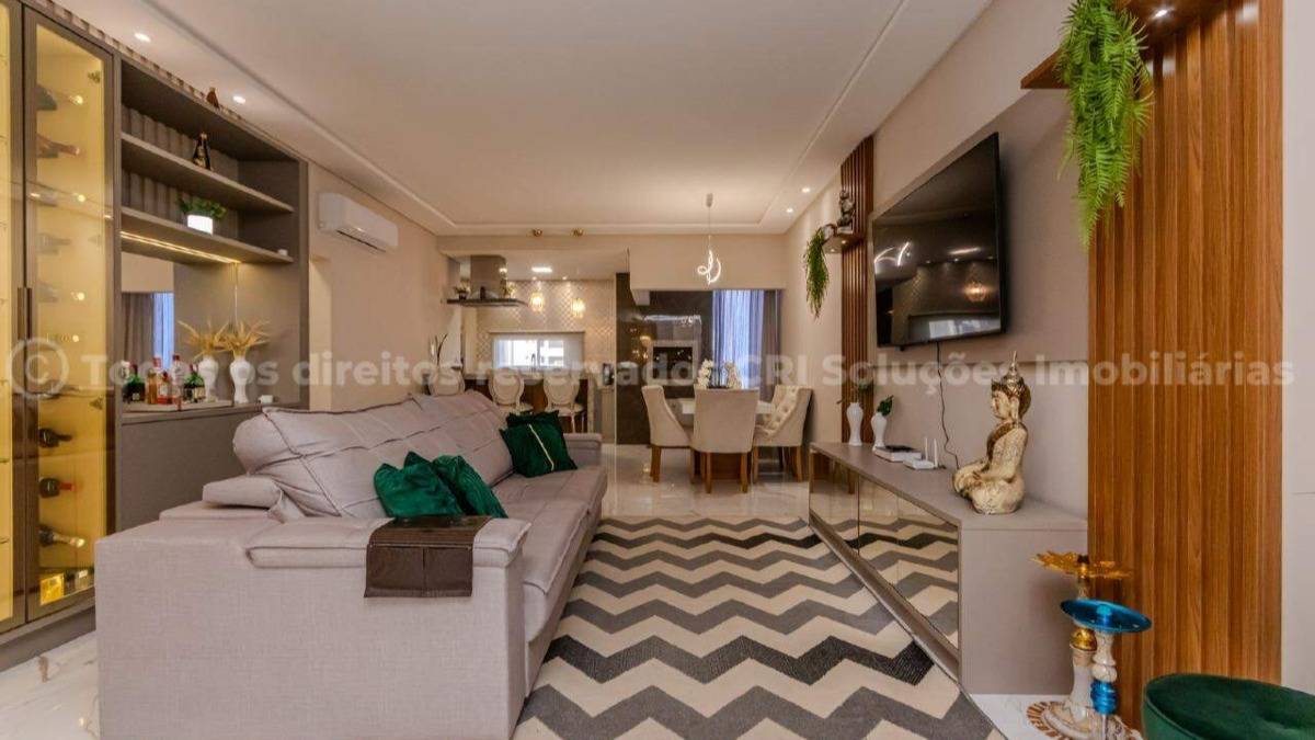Apartamento com 3 quartos no Edifício Ilha de Burano em Balneário Perequê, Porto Belo