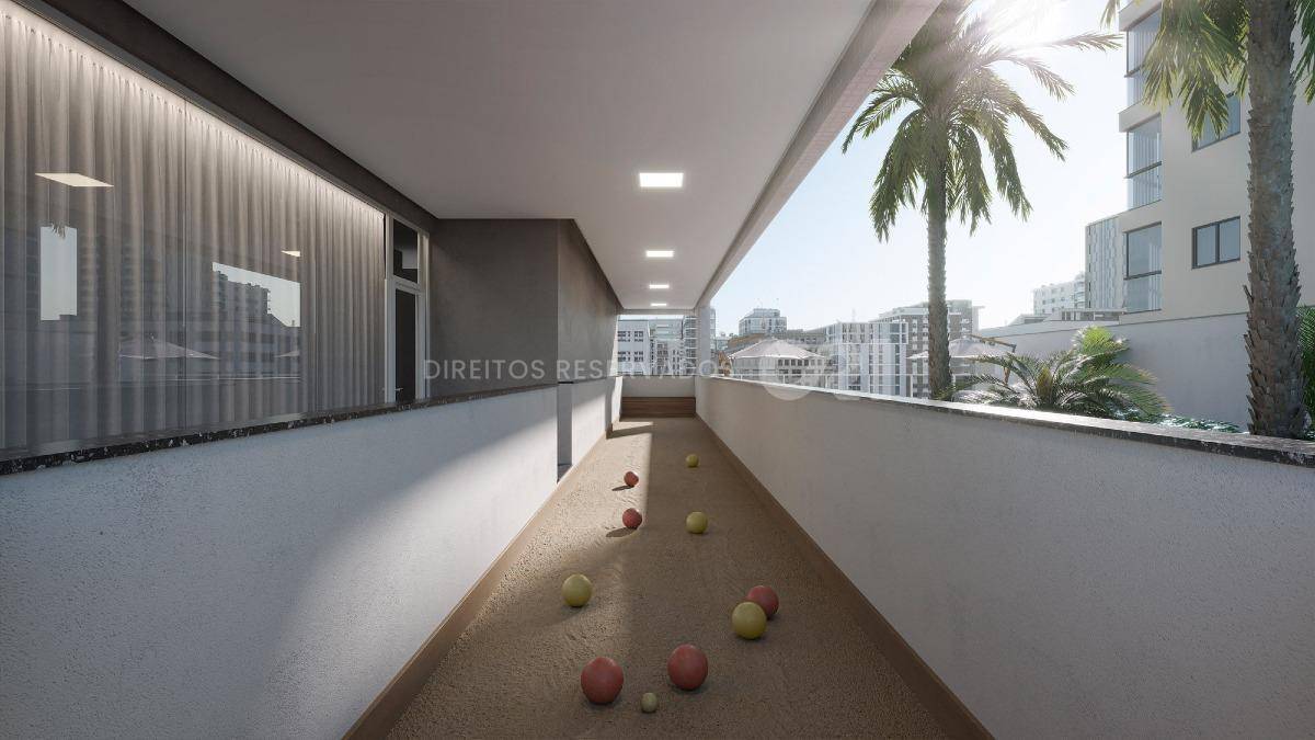 Apartamento com 3 suítes no edifício Grand Mistral na Meia Praia em Itapema