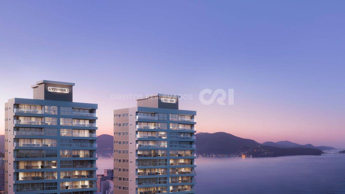 Apartamento com 3 suítes no edifício Grand Mistral na Meia Praia em Itapema