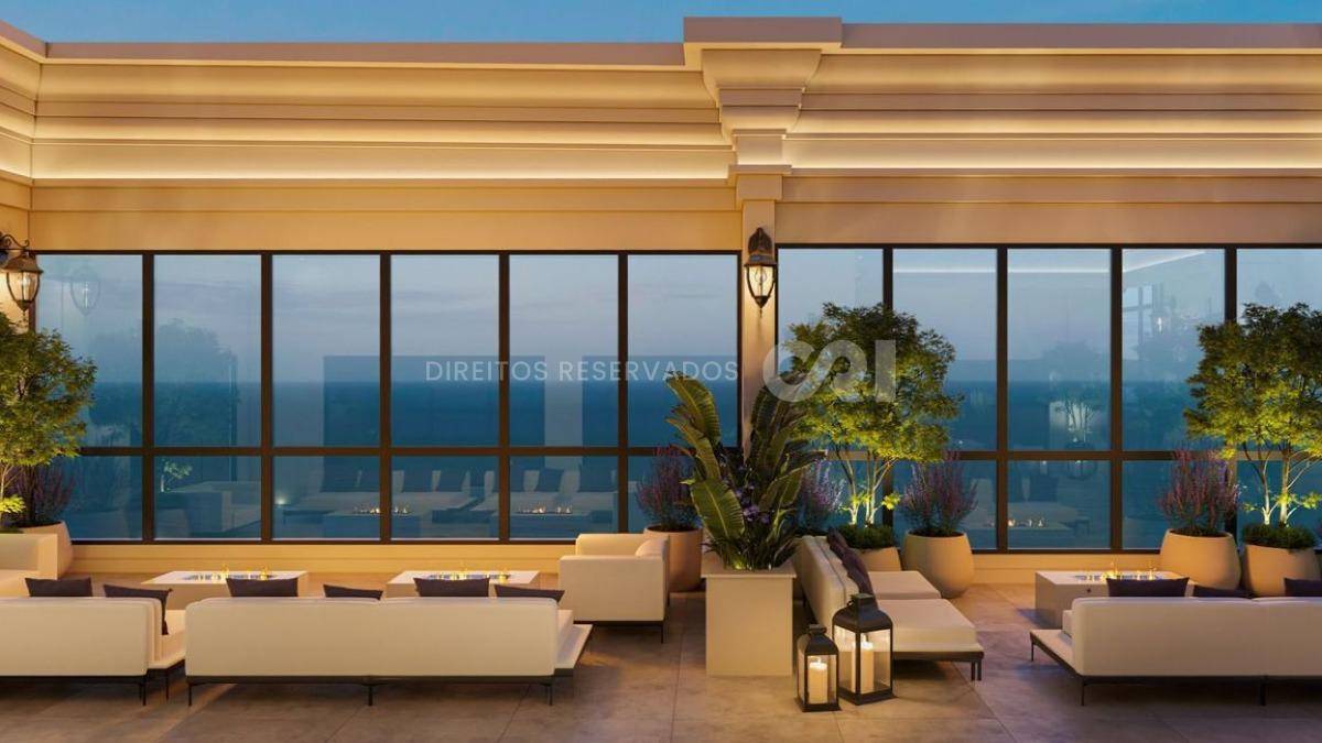 Penthouse com 4 suítes no edifício SalzBurgo na Meia Praia em Itapema