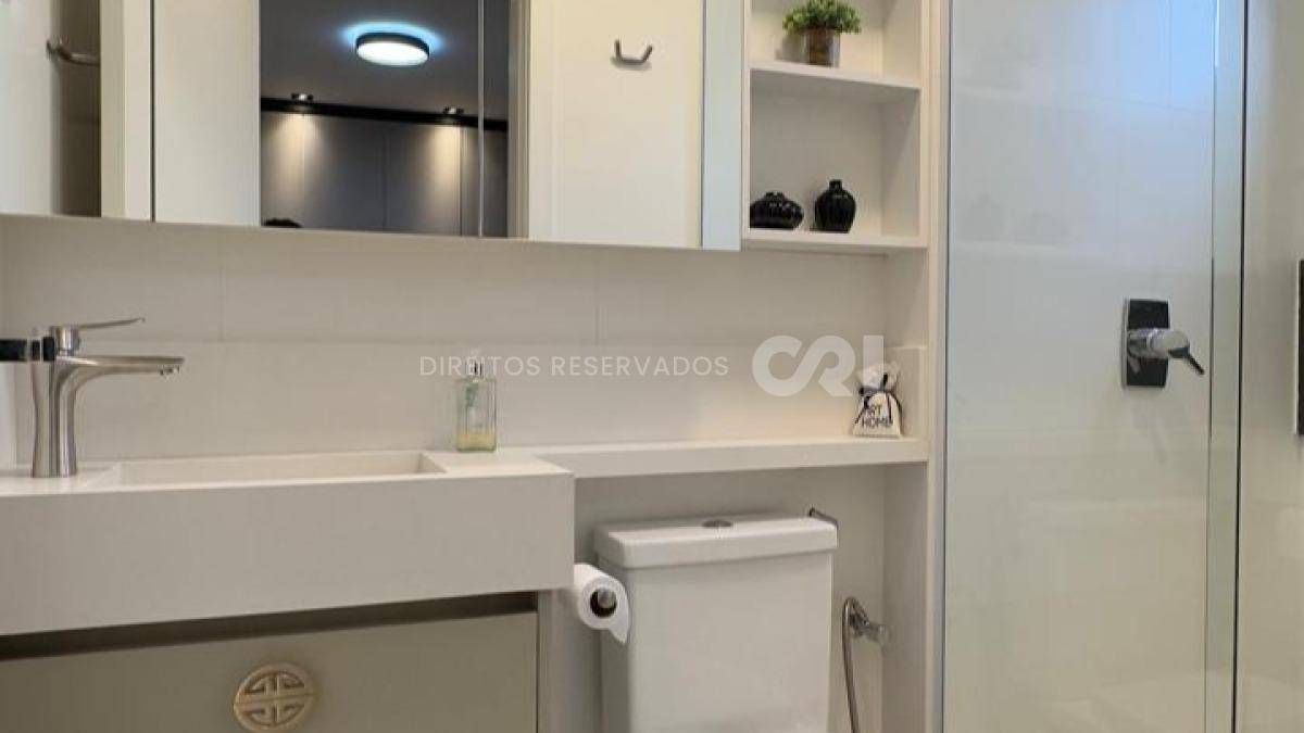 Apartamento com 3 suítes e 2 vagas no Edifício Pleniluni na Meia Praia em Itapema
