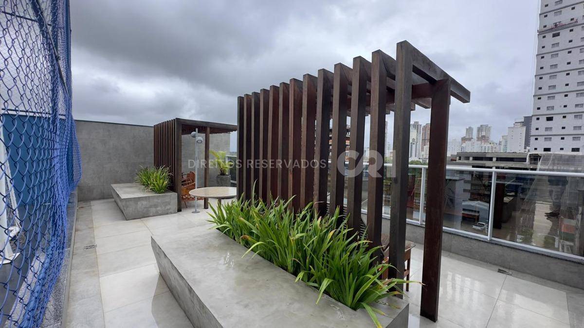 Apartamento com 3 suítes e 2 vagas no Edifício Pleniluni na Meia Praia em Itapema