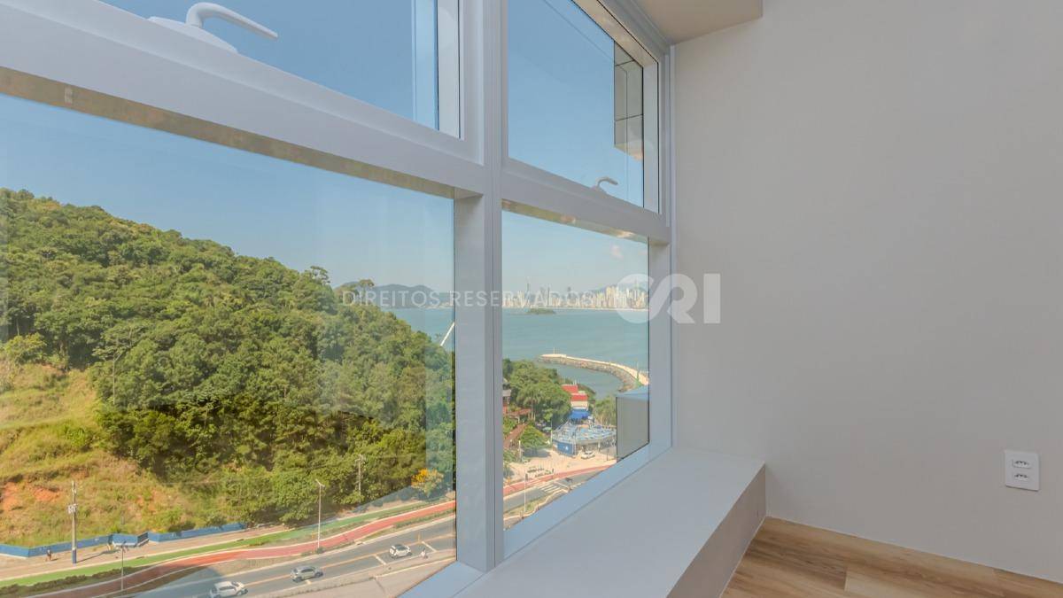Apartamento com 4 suítes no Blue Coast Tower no Pioneiros em Balneário Camboriú