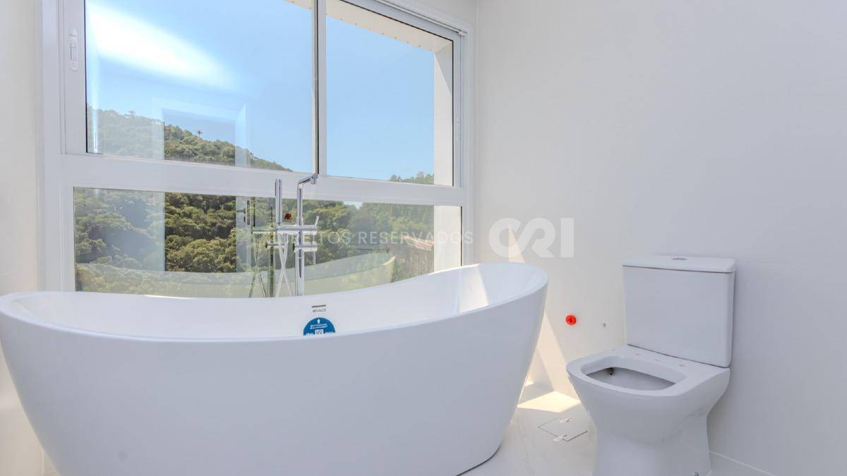 Apartamento com 4 suítes no Blue Coast Tower no Pioneiros em Balneário Camboriú