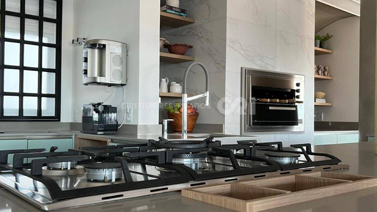 Apartamento com 3 suítes no Residencial Brava Arts na Praia Brava em Itajaí