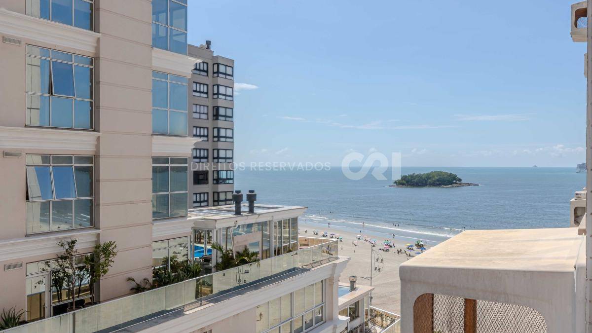 Apartamento no Edifício Marquês de Olinda no Centro de Balneário Camboriú