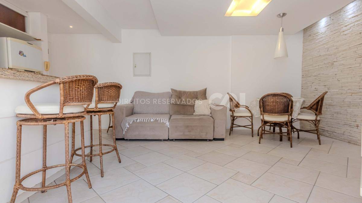 Apartamento no Edifício Marquês de Olinda no Centro de Balneário Camboriú