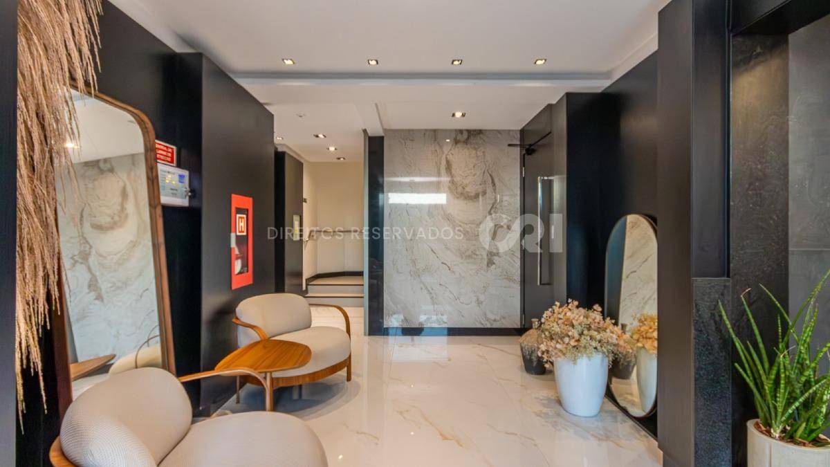 Cobertura com 369m² com 4 suítes no edifício Brava Center na Praia Brava em Itajaí
