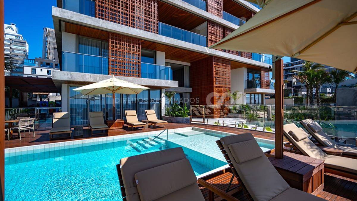 Cobertura com 505m² com 4 Suítes no Edifício Tirreno – Praia Brava, Itajaí