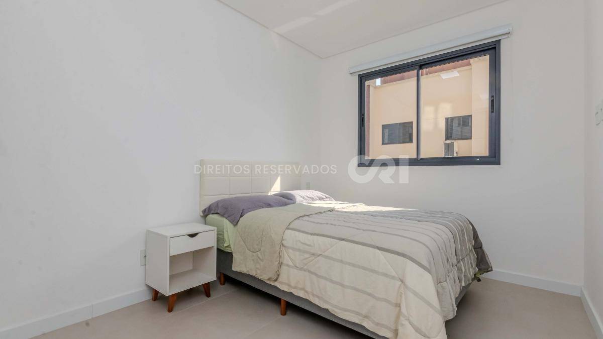 Apartamento com 3 suítes no Edifício Tierra del Sol no Centro de Balneário Camboriú