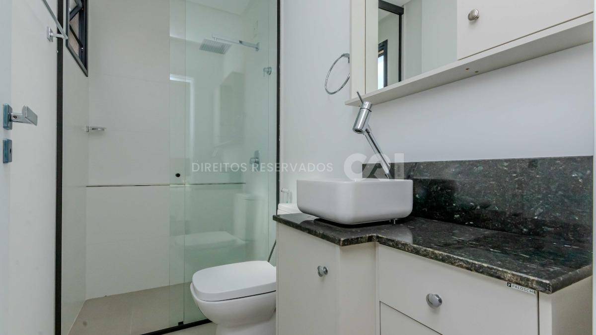 Apartamento com 3 suítes no Edifício Tierra del Sol no Centro de Balneário Camboriú