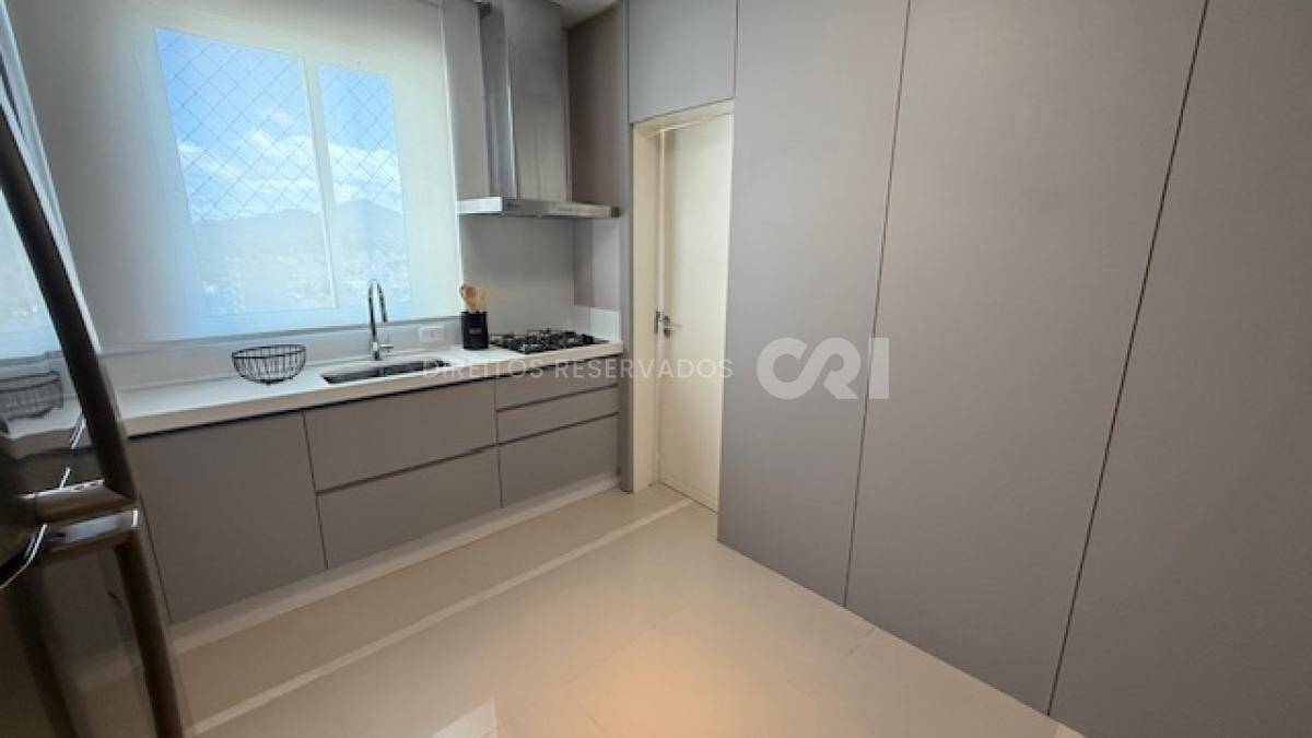 Apartamento com 3 suítes no Cartagena Residence no Centro de Balneário Camboriú