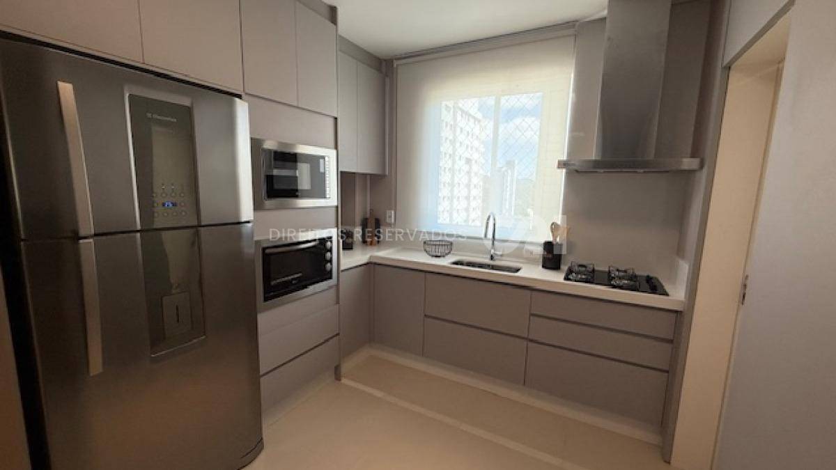 Apartamento com 3 suítes no Cartagena Residence no Centro de Balneário Camboriú