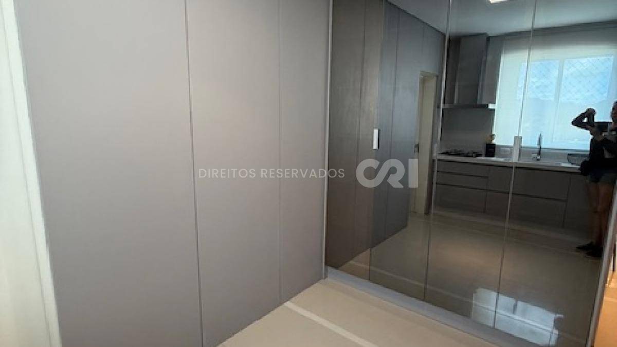Apartamento com 3 suítes no Cartagena Residence no Centro de Balneário Camboriú