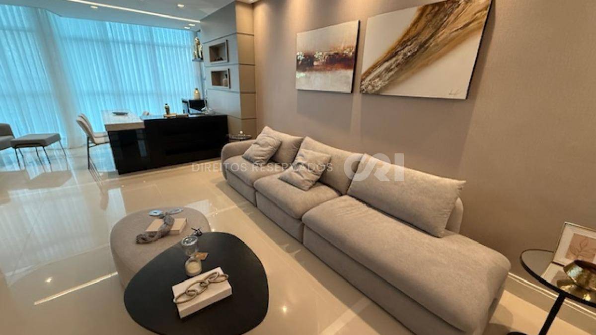 Apartamento com 3 suítes no Cartagena Residence no Centro de Balneário Camboriú