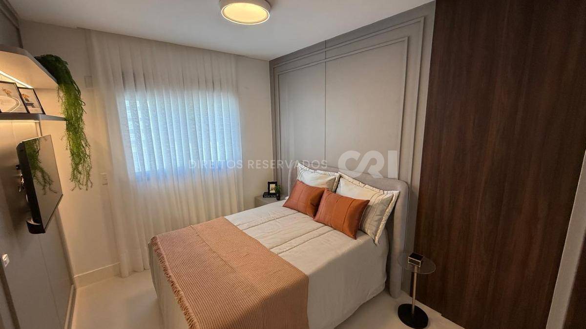 Apartamento com 3 suítes no Boulevard Brasil no Centro de Balneário Camboriú