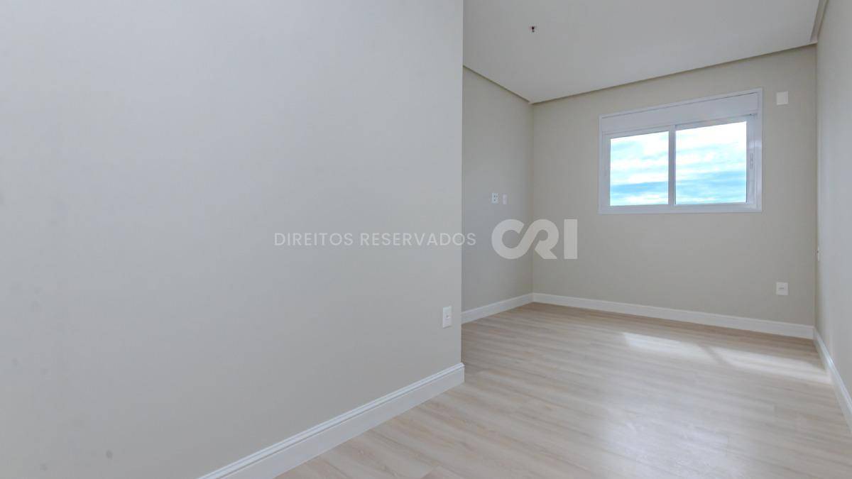 Apartamento com 4 suítes no La Belle Tour no Centro de Balneário Camboriú