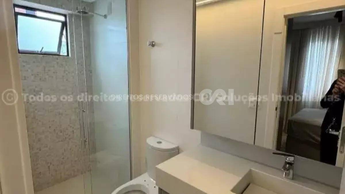 Apartamento com 3 suítes no Edifício Merithamon no Centro de Balneário Camboriú