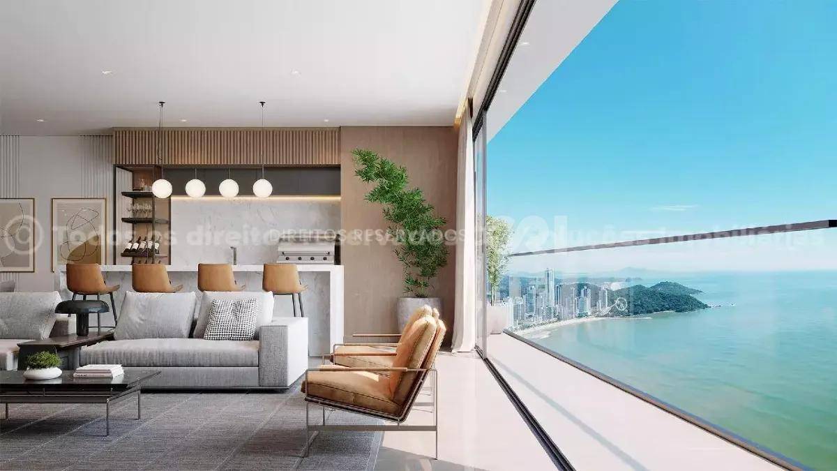 Apartamento com 4 suítes no Edifício Harmony no Centro de Balneário Camboriú