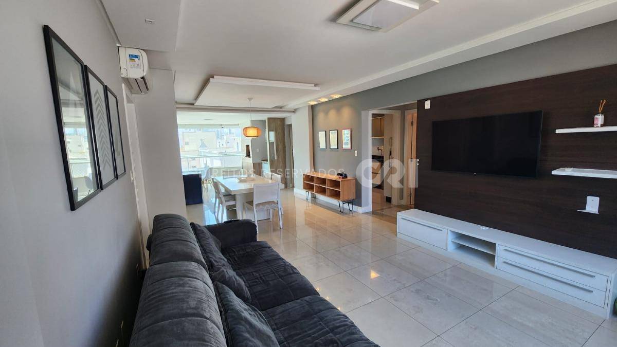 COPA: Apartamento Mobiliado com 3 Suítes no Edifício Solar do Tamarindo no Centro de Balneário Camboriú