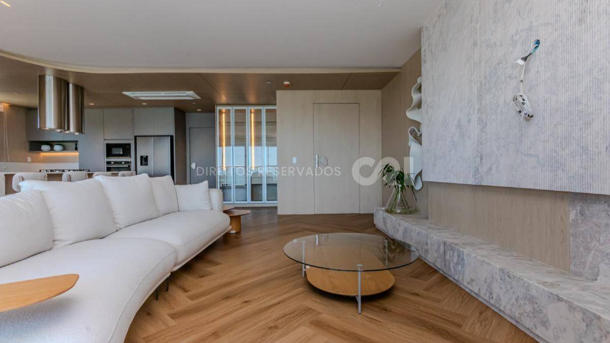 Apartamento com 5 suítes no Aurora Exclusive Home na Barra Sul em Balneário Camboriú