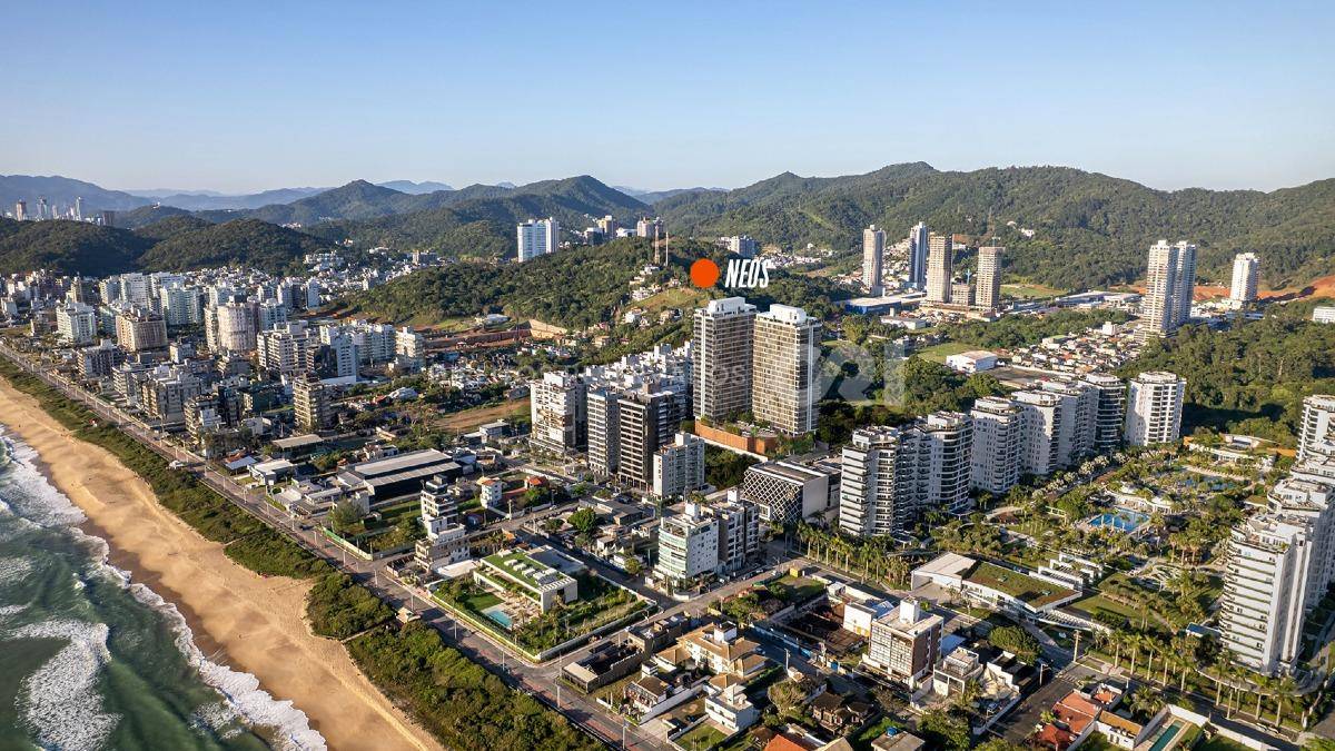 Apartamento com 147m² e 3 suítes no NEOS na Praia Brava em Itajaí