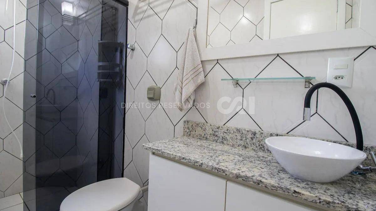 Cobertura duplex no Residencial Costa Bella com 4 dormitórios no Centro Balneário Camboriú