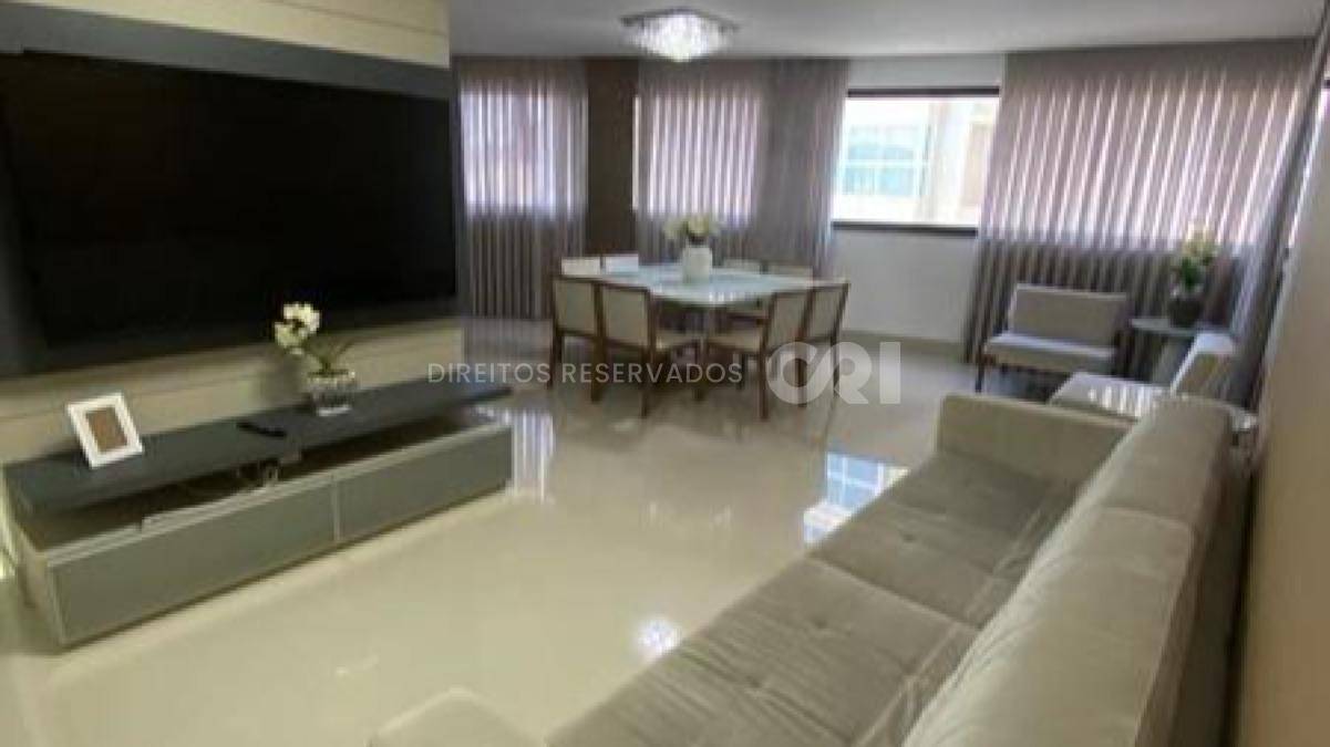 Apartamento com 4 suítes no Edifício Villa Castelli no Centro de Balneário Camboriú