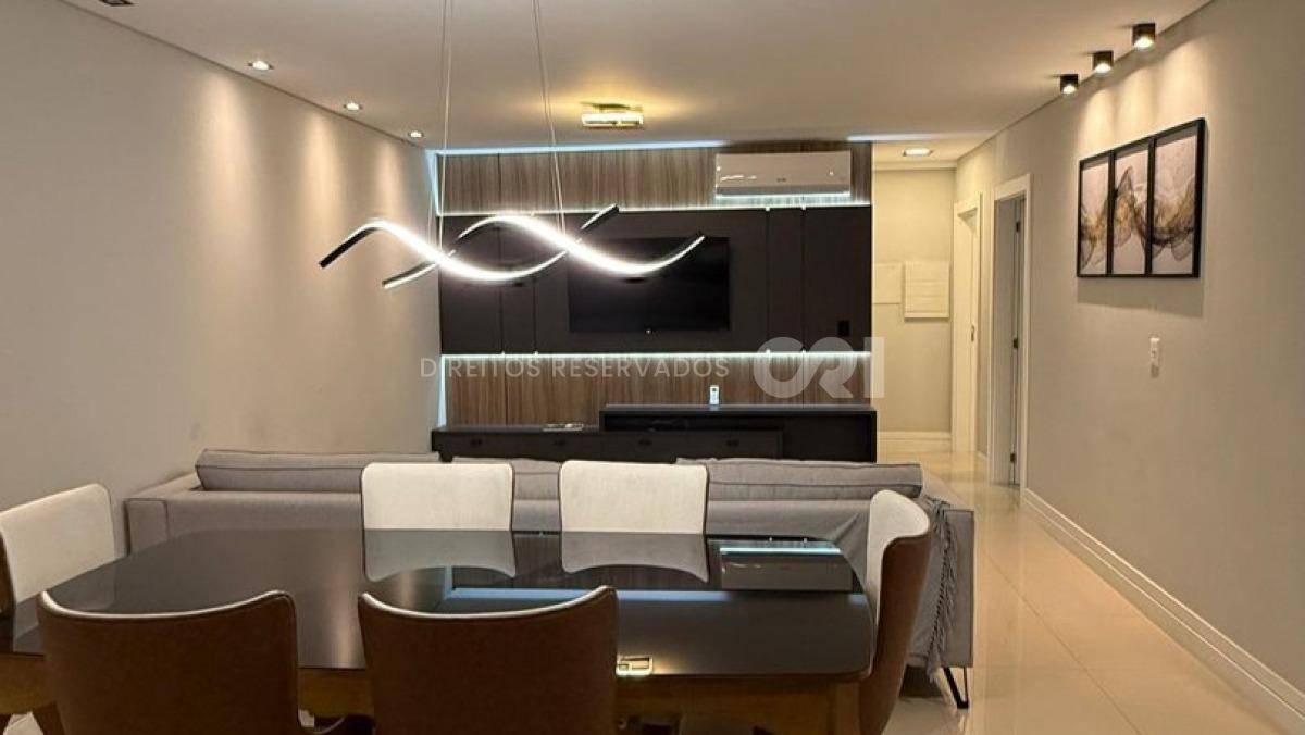 Apartamento com 3 suítes no Verita Residence na Meia Praia em Itapema
