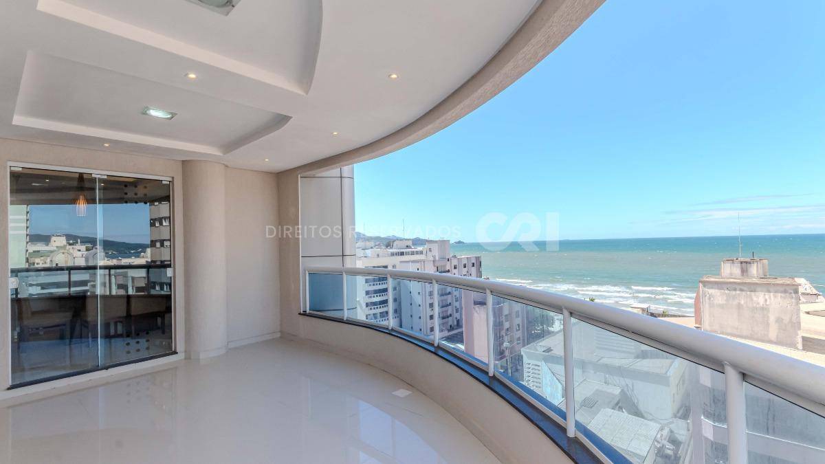 Apartamento com 4 suítes no edifício Mount Everest na Meia Praia em Itapema