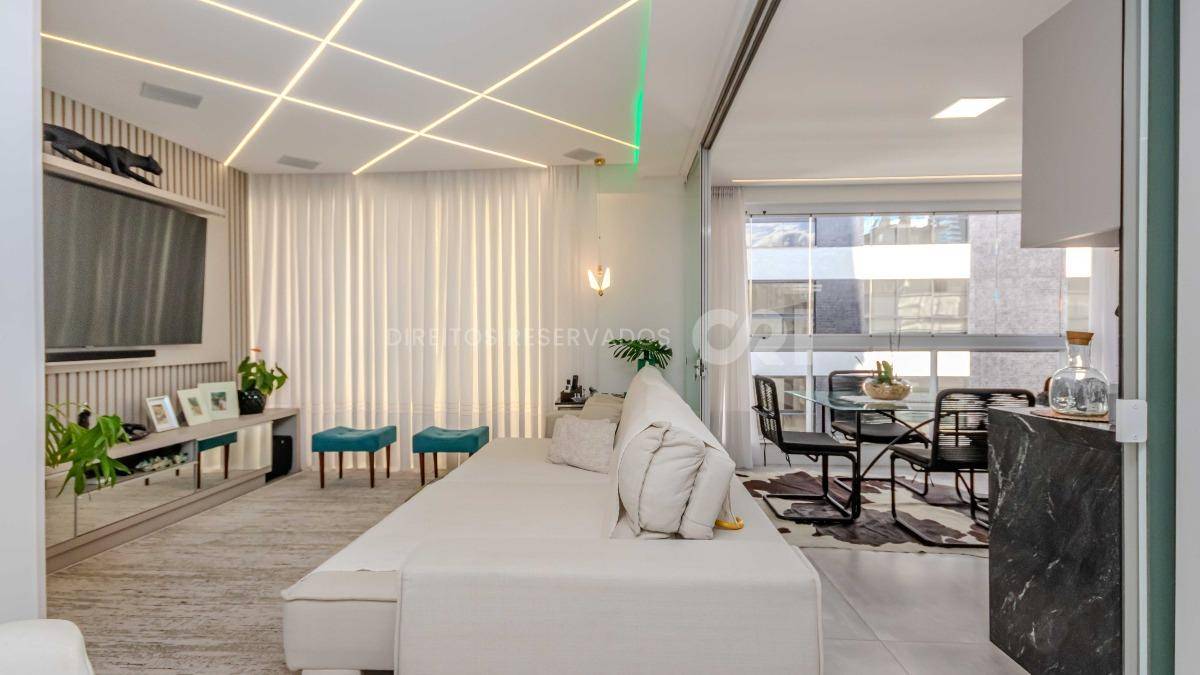 Apartamento com 3 suítes no Sole Del Mare Residenziale na Meia Praia, Itapema