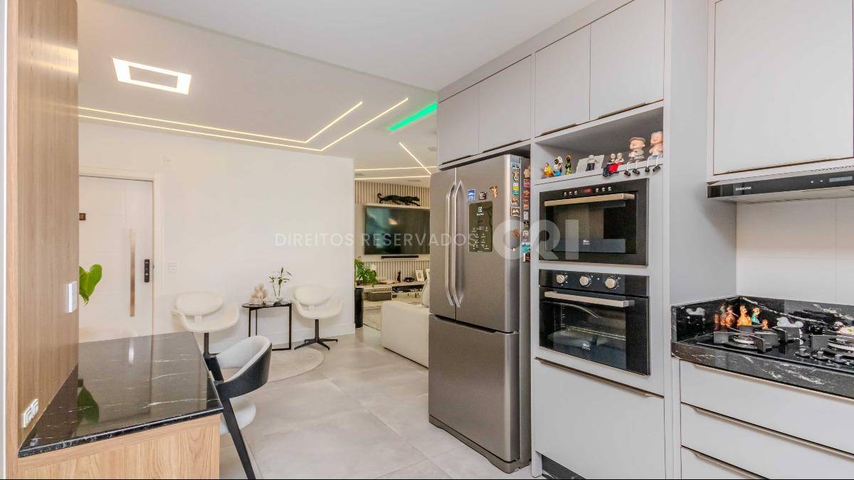 Apartamento com 3 suítes no Sole Del Mare Residenziale na Meia Praia, Itapema