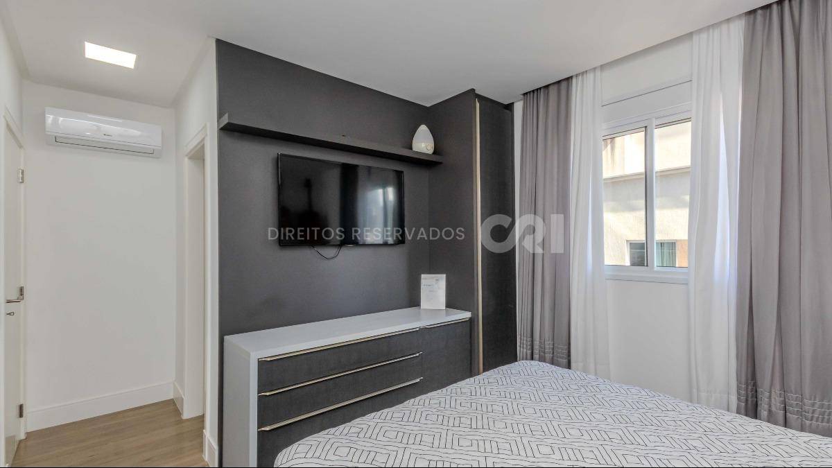 Apartamento com 3 suítes no Sole Del Mare Residenziale na Meia Praia, Itapema