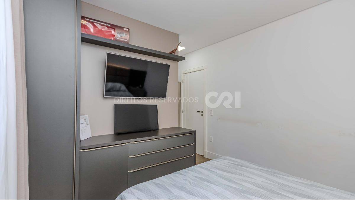 Apartamento com 3 suítes no Sole Del Mare Residenziale na Meia Praia, Itapema