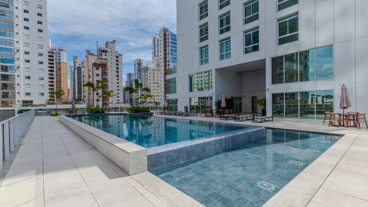 Apartamento com 3 suítes no Edifício Horizon Residence no Centro em Balneário Camboriú