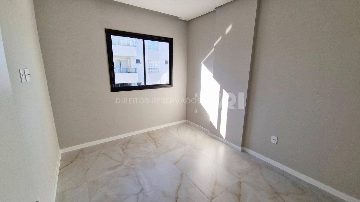 Apartamento com 1 suíte no Manu Bay na Praia Brava em Itajaí