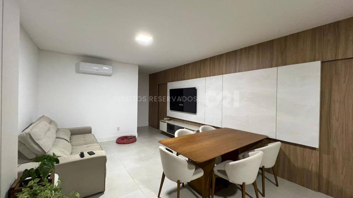 Apartamento com 3 quartos no Edifício Vessel na Meia Praia em Itapema