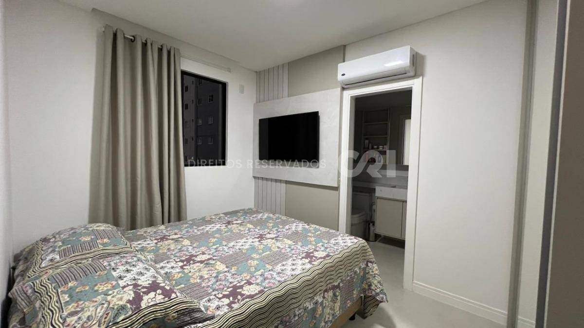 Apartamento com 3 quartos no Edifício Vessel na Meia Praia em Itapema