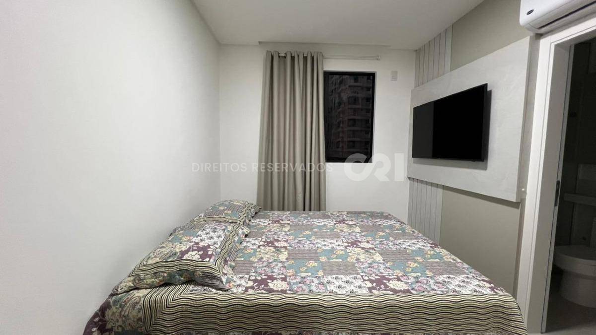 Apartamento com 3 quartos no Edifício Vessel na Meia Praia em Itapema