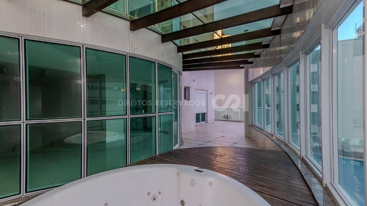 Apartamento com 3 suítes no Edifício Le Majestic no Centro, Balneário Camboriú