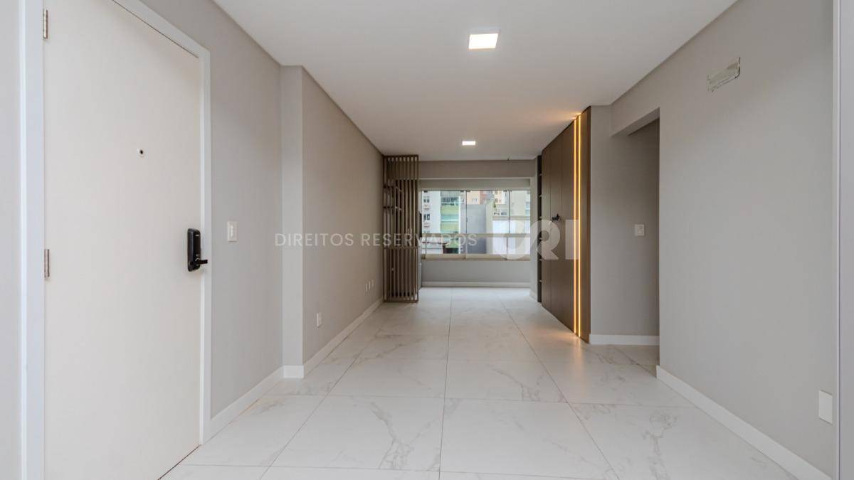 Apartamento com 3 dormitórios no Edifício Ana Capri no Centro em Balneário Camboriú
