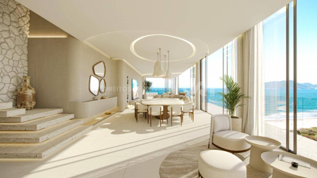 Apartamento frente mar com 4 suítes no Scenarium na Praia Brava, Itajaí  